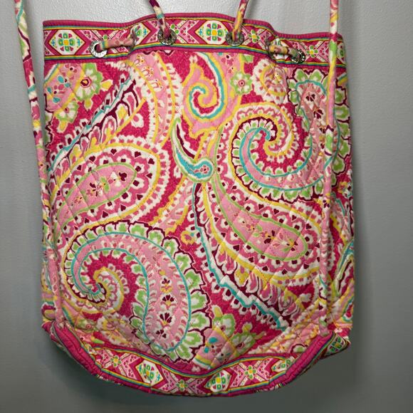 Vera Bradley Capri Melon Paisley Print Quilted Drawstring Backpack - Picture 7 of 7